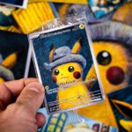 Een foto van Pika-Portrait een speciale Pokémonkaart die je kon krijgen bij het Van Gogh museum