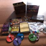 De doos vanGloomhaven Buttons & Bugs voor alle inhoud van het spel