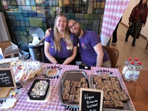 De vegan brownies en andere hapjes op RinCon waren om van te smullen