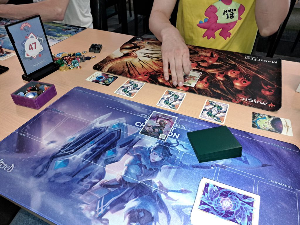 In ronde 2 van DAC II nam ik het op tegen Joris op tafel 47