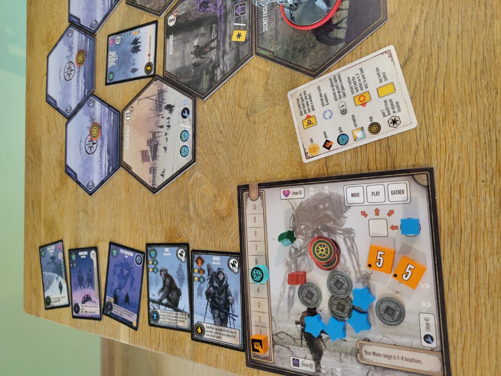 Na een refresh heet blauw vijf kaarten klaar voor gebruik, wat werkers en ook vijf guile. Een foto van een spelersbord in Expeditions.
