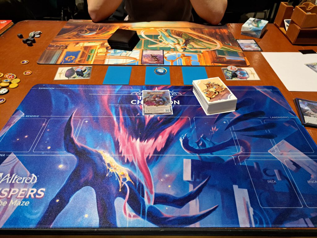 Mijn deck is klaar om gecut te worden tijdens de eerste ronde van de Dutch Altered Championship op CardCon.