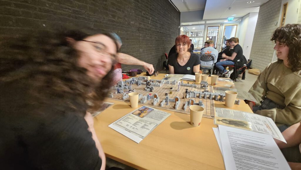 Ik fotobombde mijn broertje tijdens Nightwatch.