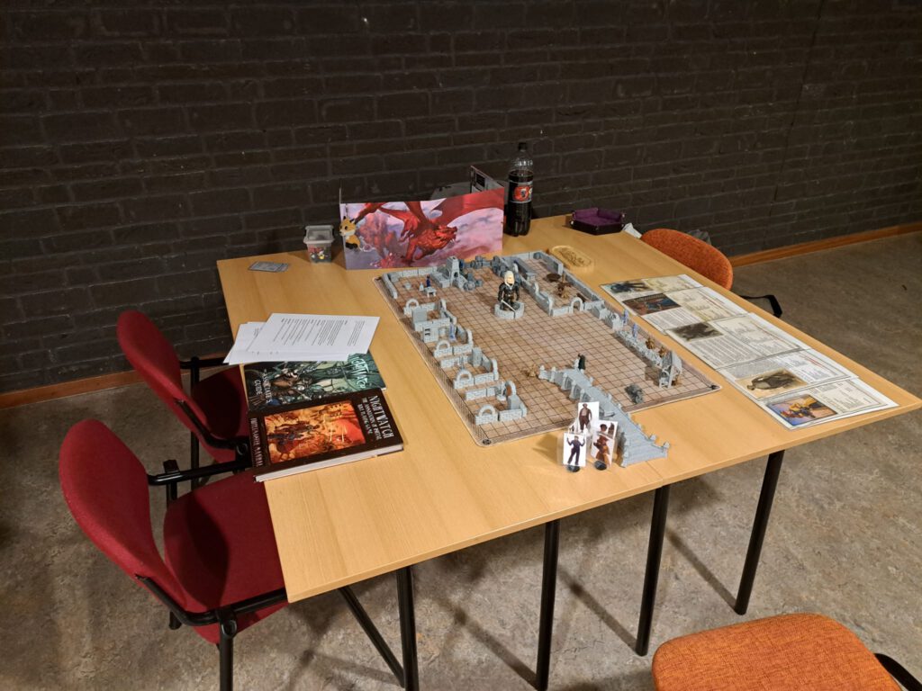Onze speeltafel voor Nightwatch.