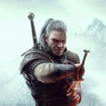 Key art voor Witcher 3. Geralt staat met zwaard in hand voor een grijze achtergrond.